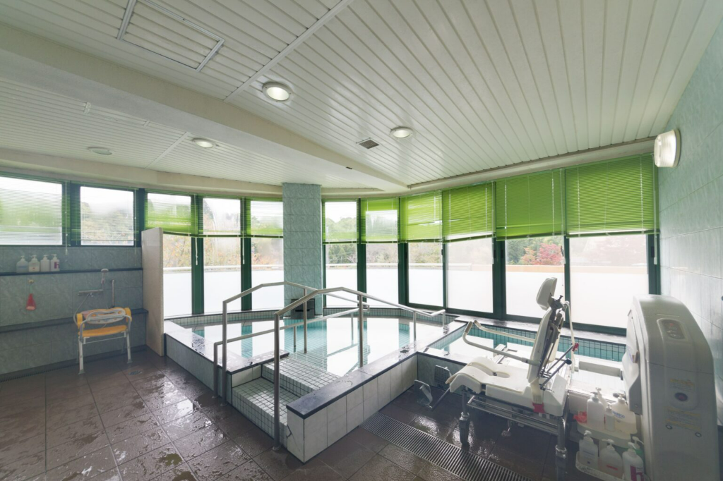 寿里苑加賀田デイサービスセンター(大阪府河内長野市/三日市町駅/介護士・ケアスタッフ)_3